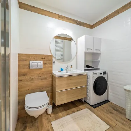 Apartman Traugutta Stylish Free Parking By Bookinghost Wrocław