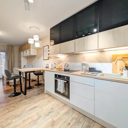 Traugutta Stylish Free Parking By Bookinghost Appartement Wrocław