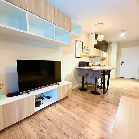 Διαμέρισμα Traugutta Stylish Free Parking By Bookinghost